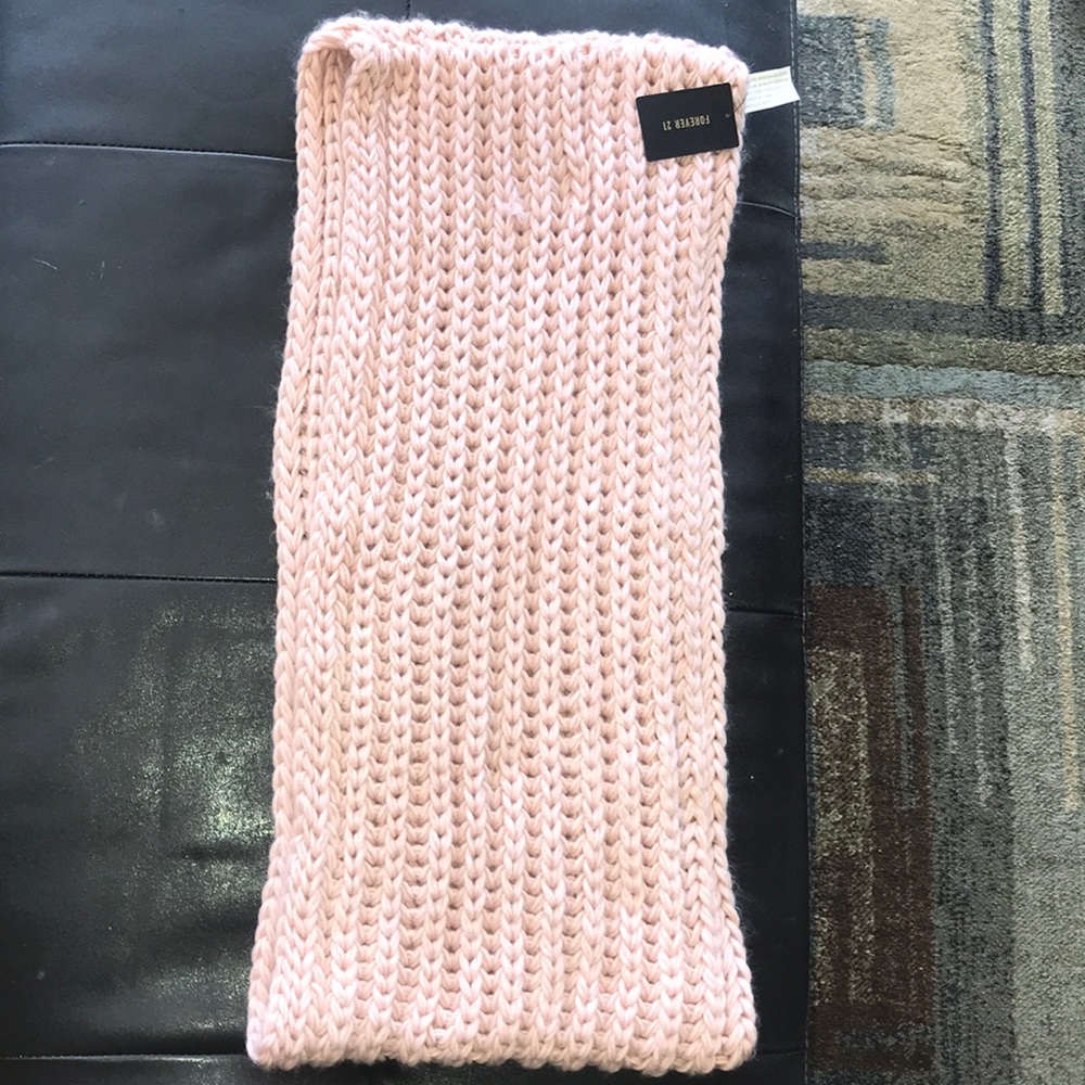 Forever 21 infinity scarf